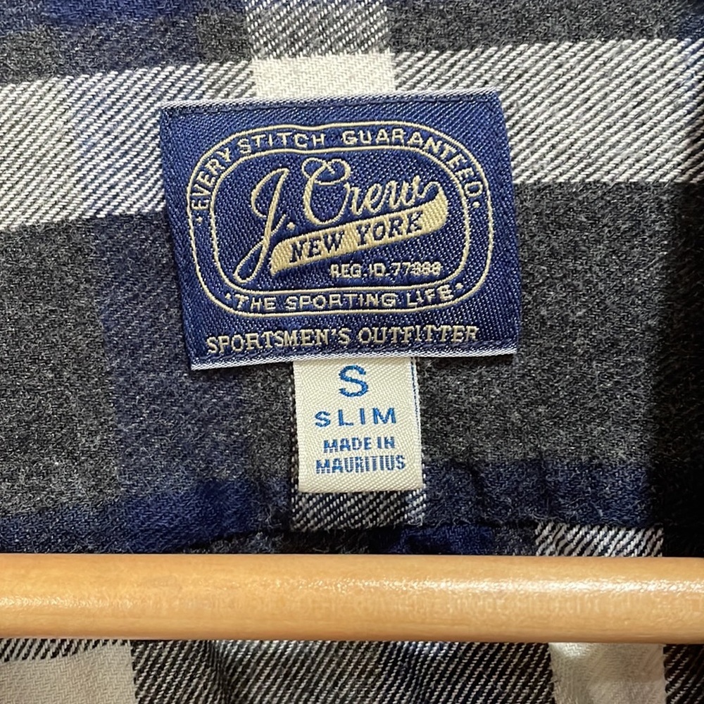 J. Crew || Sportsman's Outfitters Flannel Plaid Button Down Shirt; Size S Slim - Picture 4 of 12
